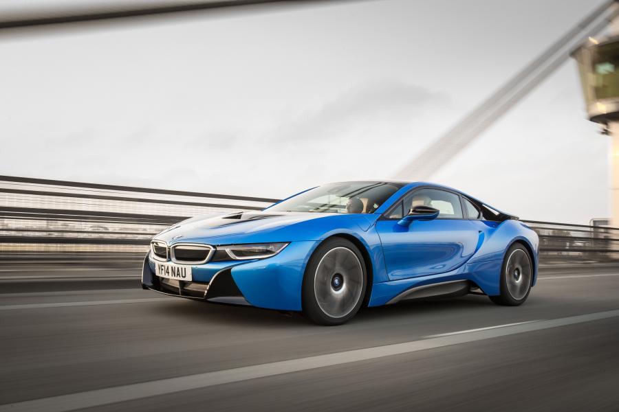  BMW i8 2014 года  (UK) (фото 14 из 69)